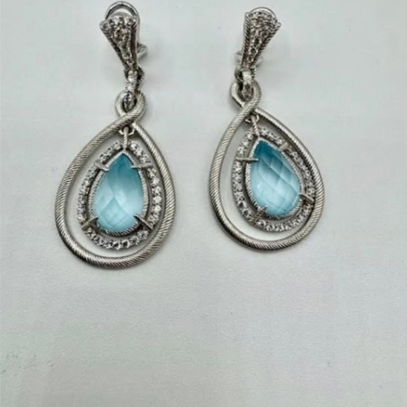 Judith Ripka 9.00ct Frosted Blue Topaz and Diamonique Accent Enhancer - Picture 1 of 3